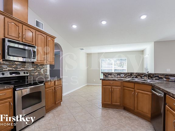 4th image of 1860 Kim Acres Ln