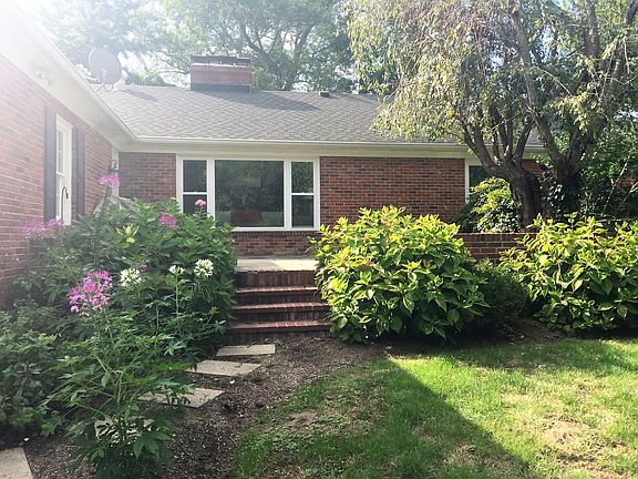 2nd image of 8445 N Washington Blvd
