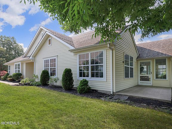 4th image of 2538 Ridgemont Court
