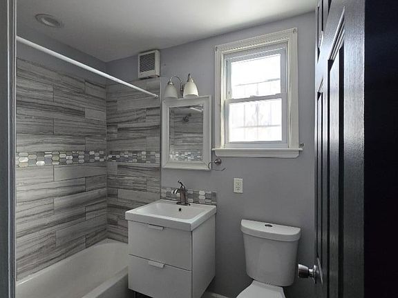 5th image of 69-71 N 13th St #2