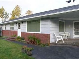 1115 W 34th St, Seaview, WA 98644