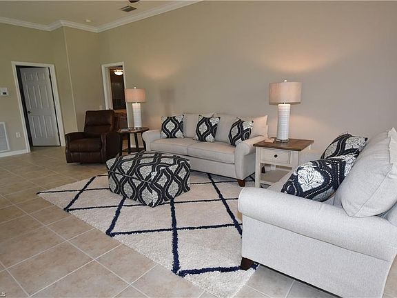 3rd image of 11031 Iron Horse Way