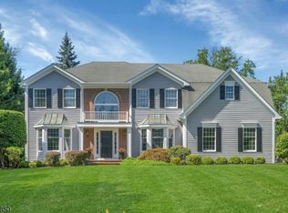 2 Ballantine Rd, Mendham Twp., NJ 07945