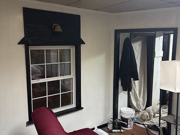 4th image of 414 Chestnut St