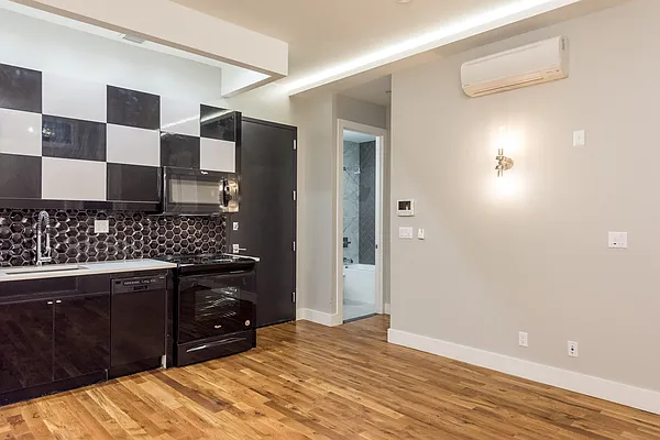 Rented by Nooklyn NYC LLC | media 1