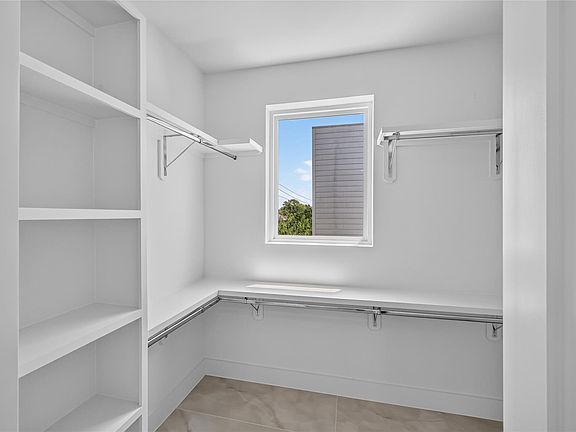 5th image of 1424 W 23rd St #B