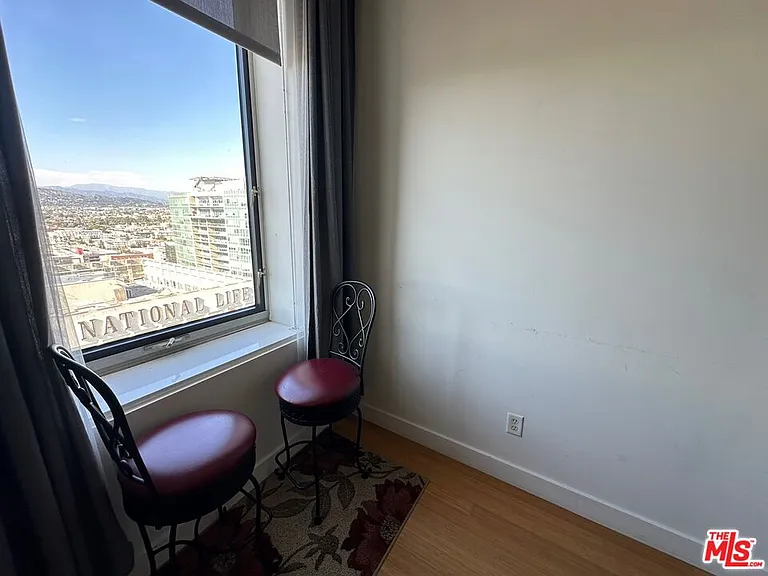 3810 Wilshire Blvd #1801 — Photo 4