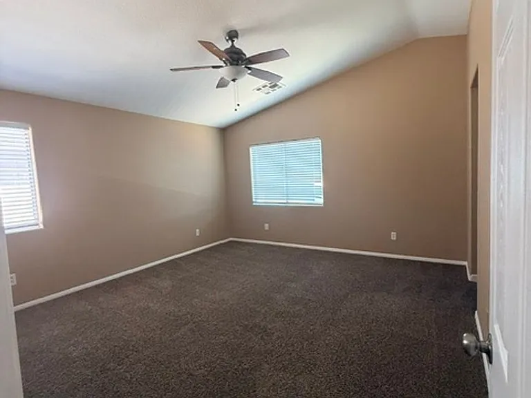 5172 Dillingham Dr — Photo 15