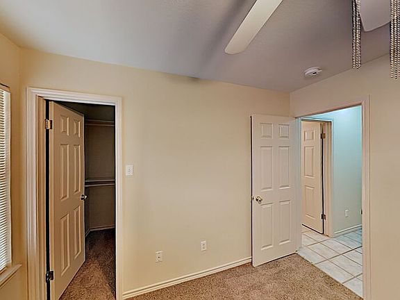 4th image of 5110 Toledo Dr