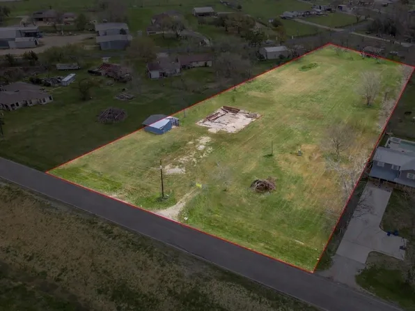 1925 County Road 543, Angleton, TX 77515