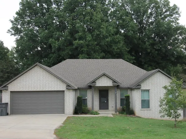 1407 S 15th St, Paragould, AR 72450