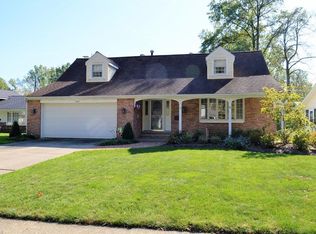 421 Colgate Ave, Elyria, OH 44035
