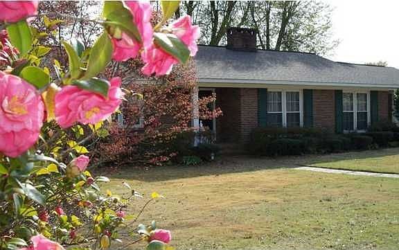 2nd image of 2717 Woodland Hills Dr