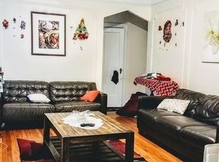 2106 33rd St APT D2, Astoria, NY 11105