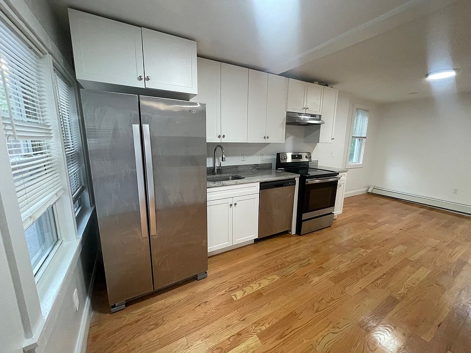 1st image of 7 Greenville St #6