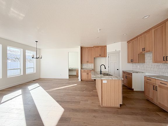 5th image of 7007 W Hazel Oak Ct #212