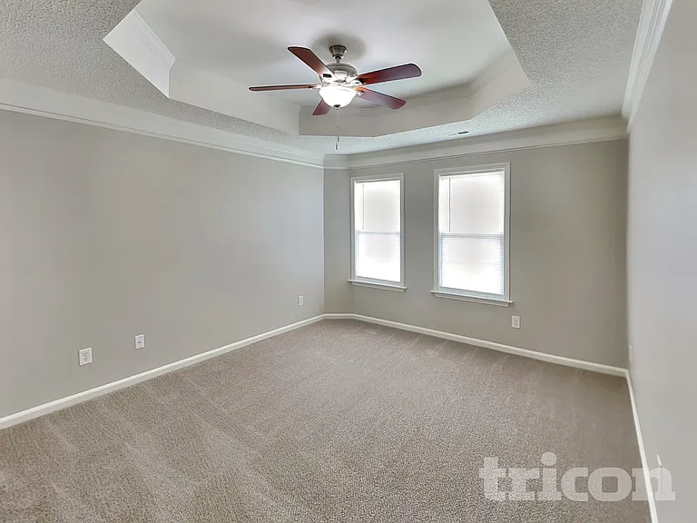 7198 Oxford Bluff Dr — Photo 7