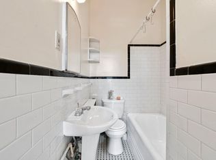 2103 N Charles St #3F, Baltimore, MD 21218