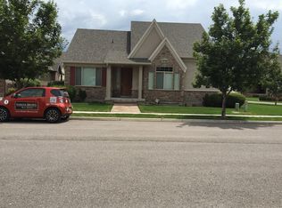 10732 N Village Dr, Highland, UT 84003