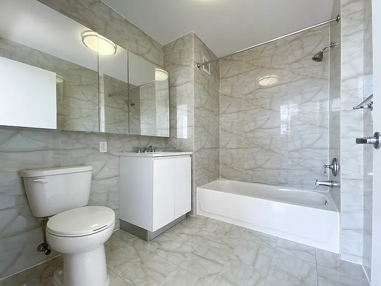 310 E 2nd St #3N — Photo 13