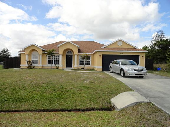 4th image of 3658 SW Rivera St