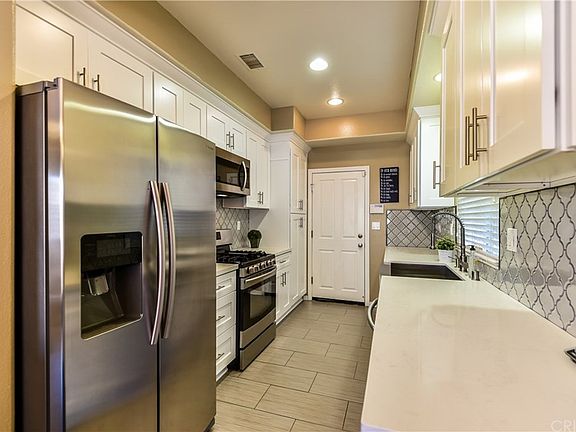 4th image of 12926 Four Palms Ln