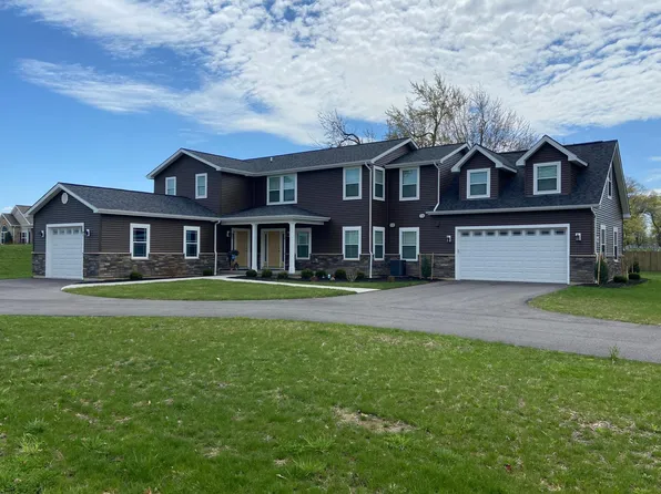 5725 Goodrich Rd #1, Clarence Center, NY 14032
