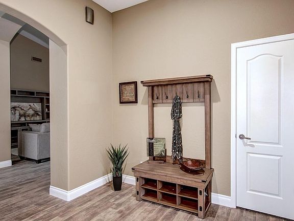 4th image of 5205 E Dixileta Dr