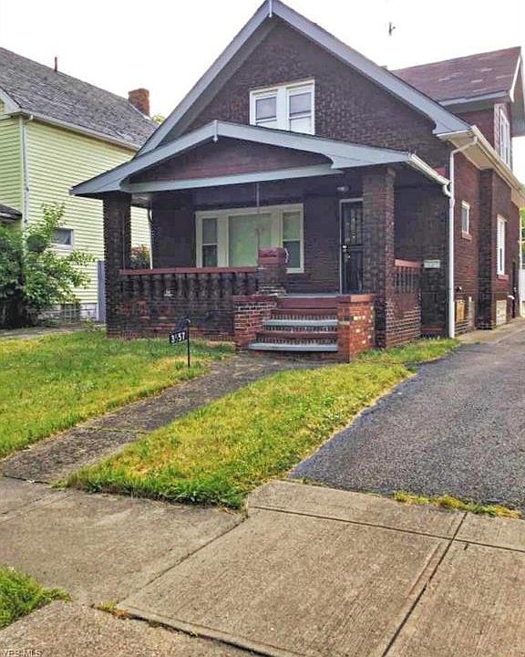 1st image of 3557 E 139th St