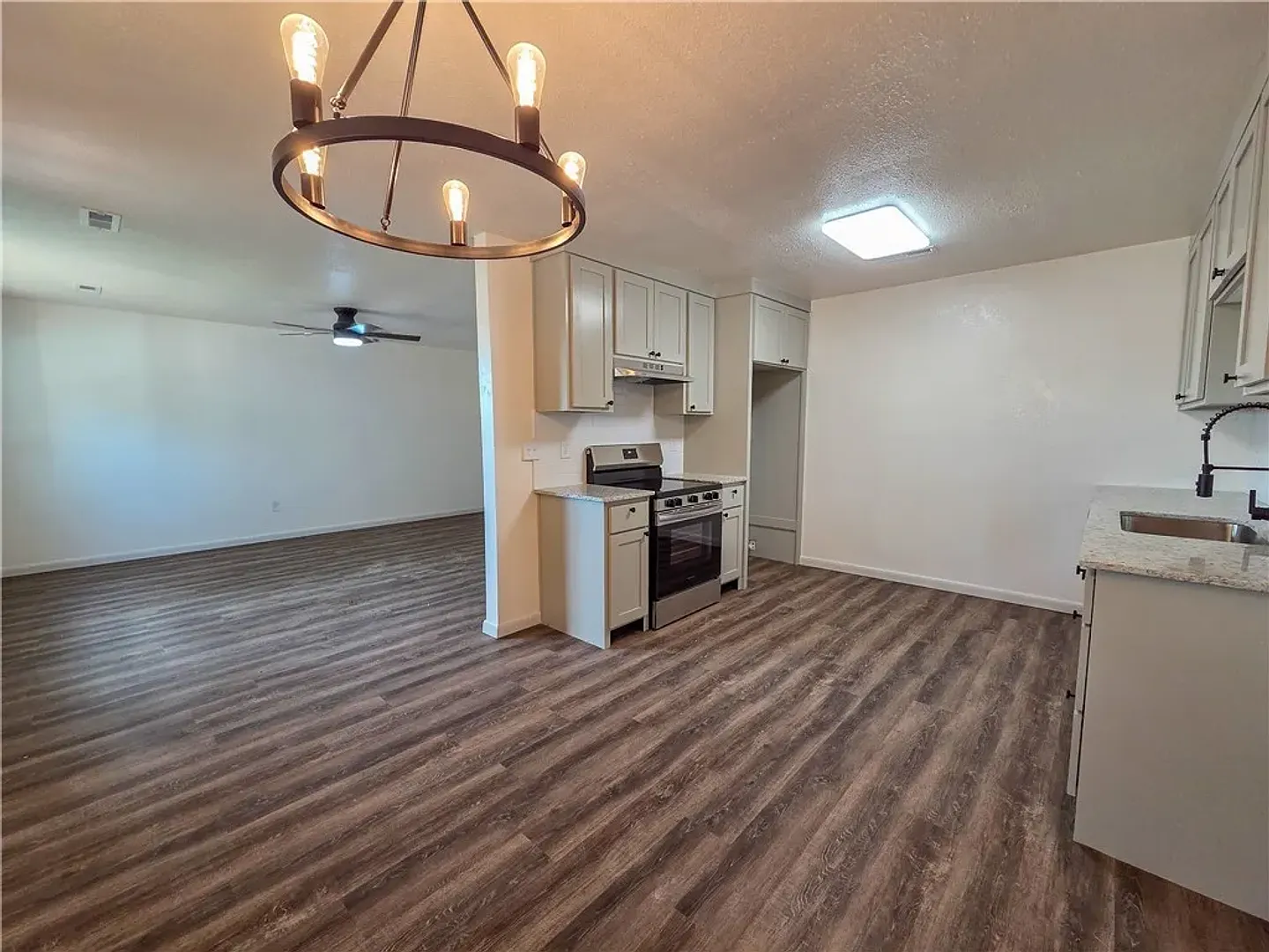 Completely Remodeled 3-Bedroom, 1.5-Bathroom Fayetteville Home with 1x Car Garage and Fully Fence... — Photo 3