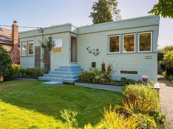 865 Bank St, Victoria, BC V8S 4A8