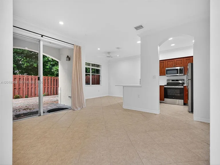 12441 SW 124th Ter — Photo 4