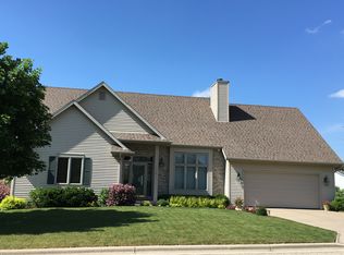 1501 Stacy Ln, Fort Atkinson, WI 53538
