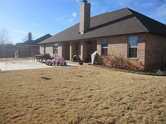 2nd image of 1604 SW 128th Pl