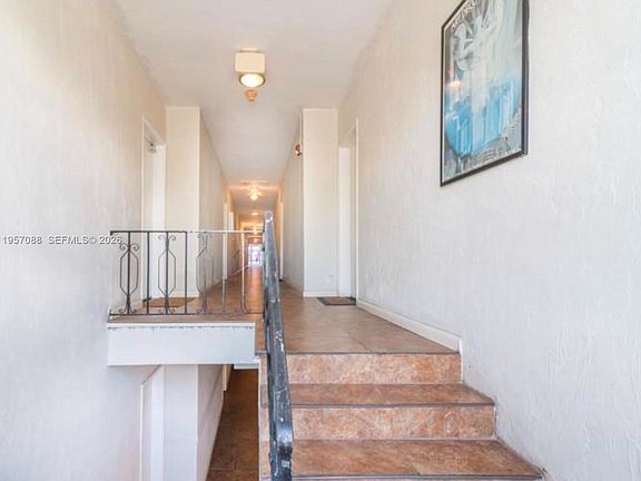 3rd image of 1555 Pennsylvania Ave APT 202