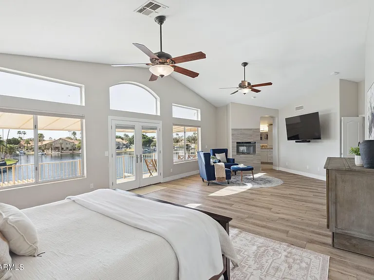 1321 W Shellfish Dr — Photo 8