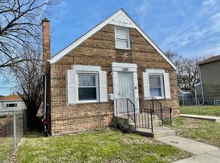 10221 S Hoxie Ave, Chicago, IL