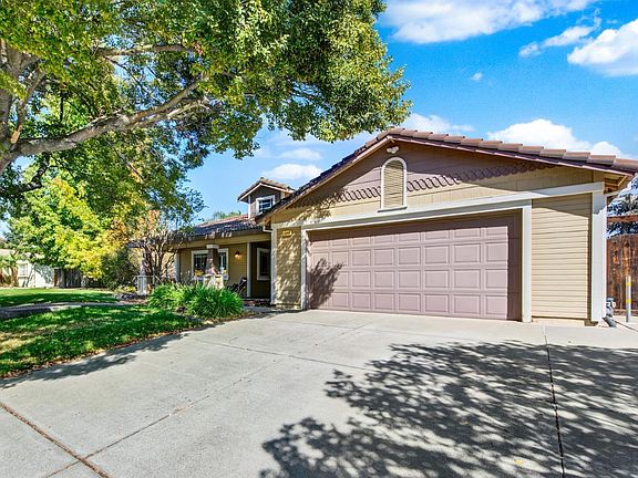 3rd image of 1460 Austin Drive