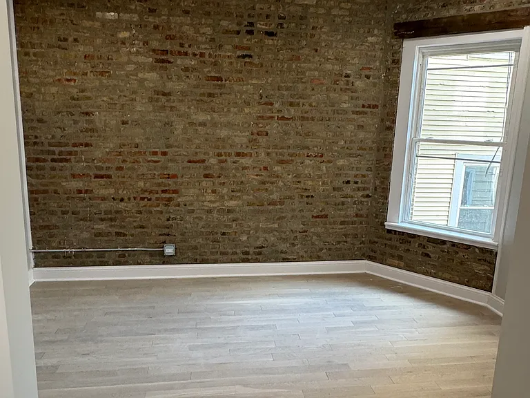 3224 W Hirsch St #2 — Photo 8