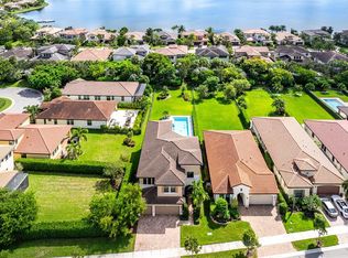 8760 E Baypoint Cir, Parkland, FL 33076