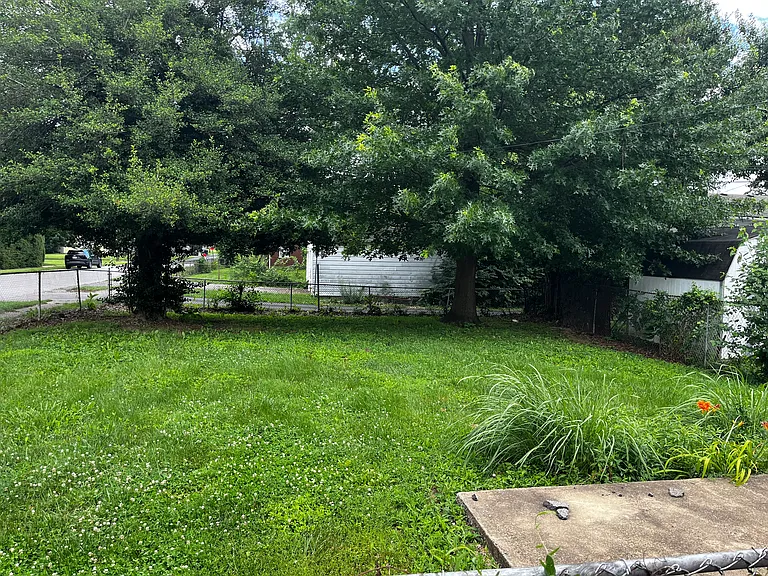 1030 McClain Dr — Photo 14