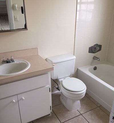3rd image of 2117 Citrus Blvd APT 5