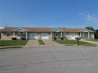 273-275-277 Elizabeth Dr, Weirton, WV 26062