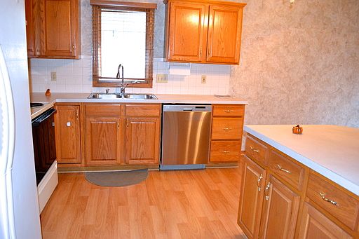 4th image of 4434 N Westlake Ct