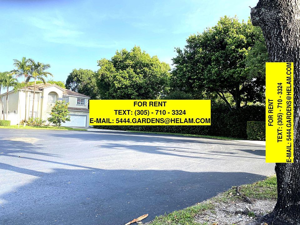 There is a huge parking space for your whole family in front of this cul-de-sac house.