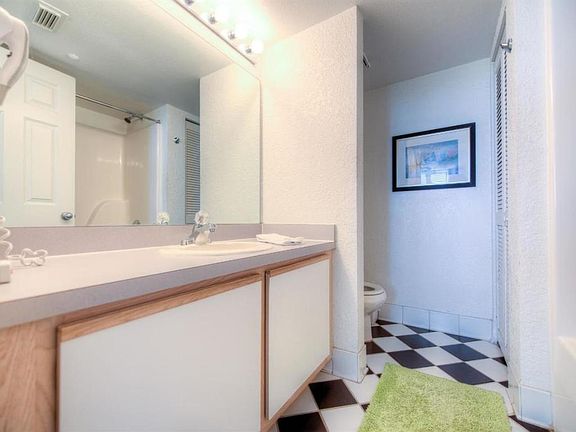 4th image of 3625 Seaside Dr #409