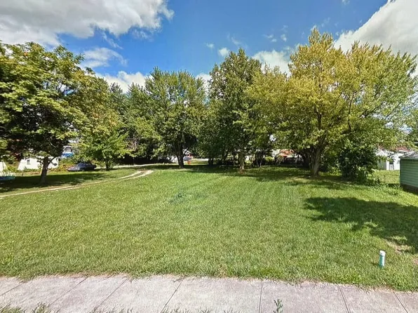 1806 Noble St, Anderson, IN 46016