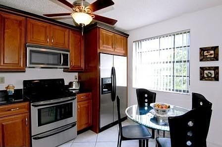 Thomasville Dine-in Kitchen