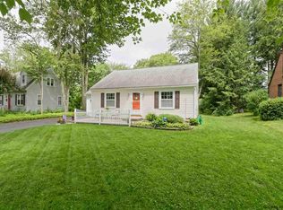 12 Williams Park Rd, Loudonville, NY 12211