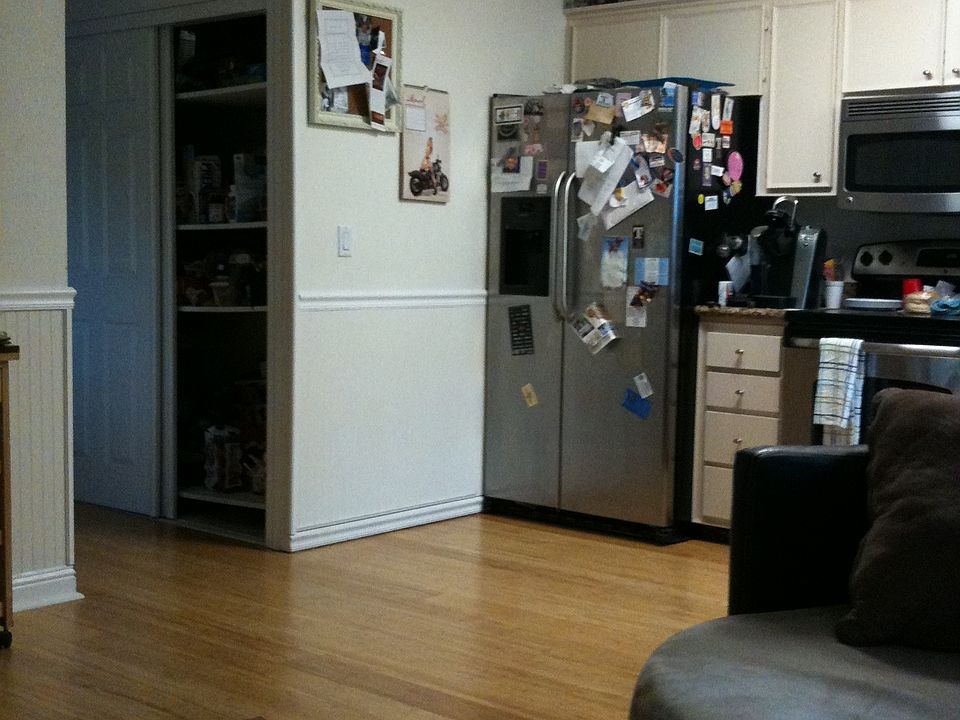 2nd image of 832 Greenhead Way